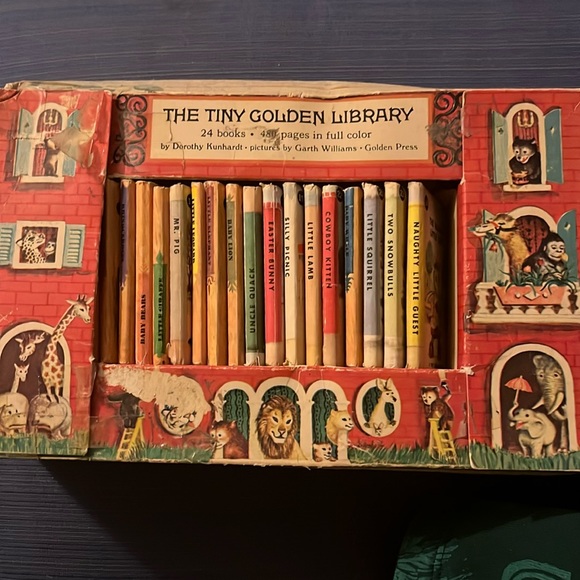 Tiny Golden Book Library - Picture 1 of 12